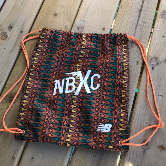 new balance drawstring bag
